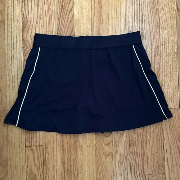 Nike Women’s Navy Blue Tennis Skirt w/ Shorts Size M - Picture 2 of 6